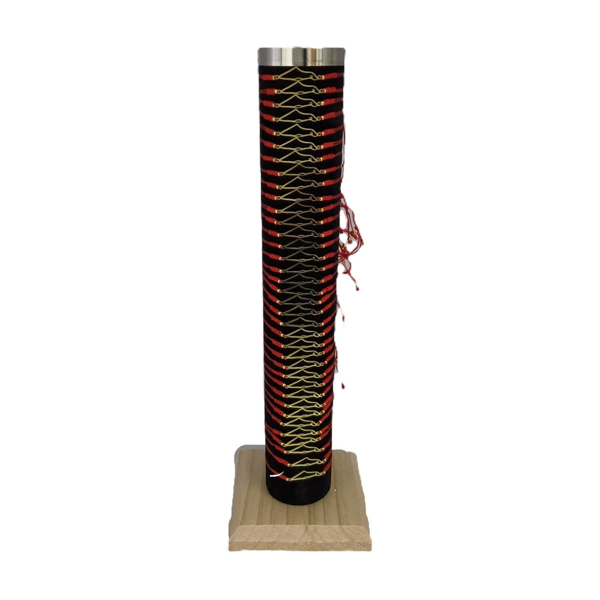 Stand of 36 bracelets with red thread, map of the Land of I